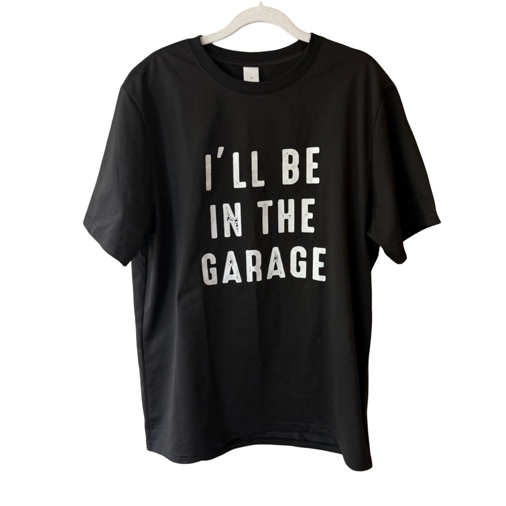 Source Unknown I’ll Be In The Garage Black and White Short Sleeve Tee Men’s L